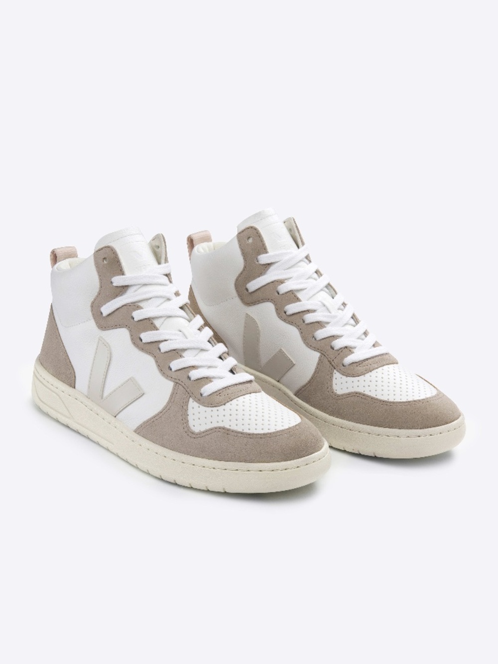 VEJA V-15 CHROMEFREE LEATHER WHITE PIERRE SAHARA size 42
